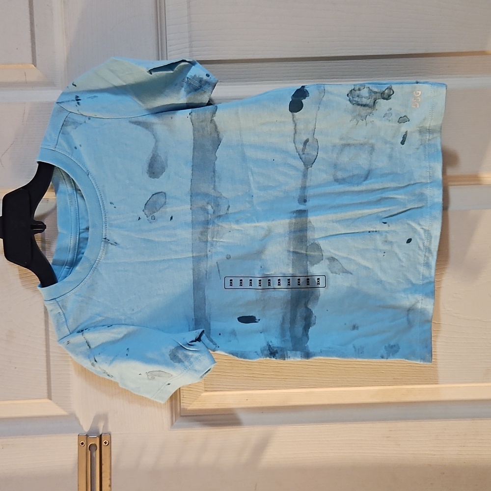 DSG STAIN DYE TEE: BLUE: NEW WITH TAGS: SIZE 2XS (4-5)